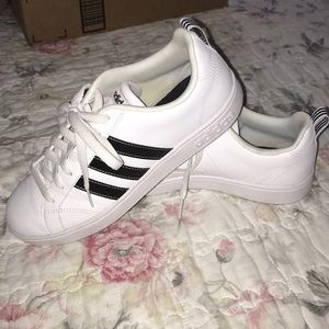 Adidas Campus B & W Sneakers